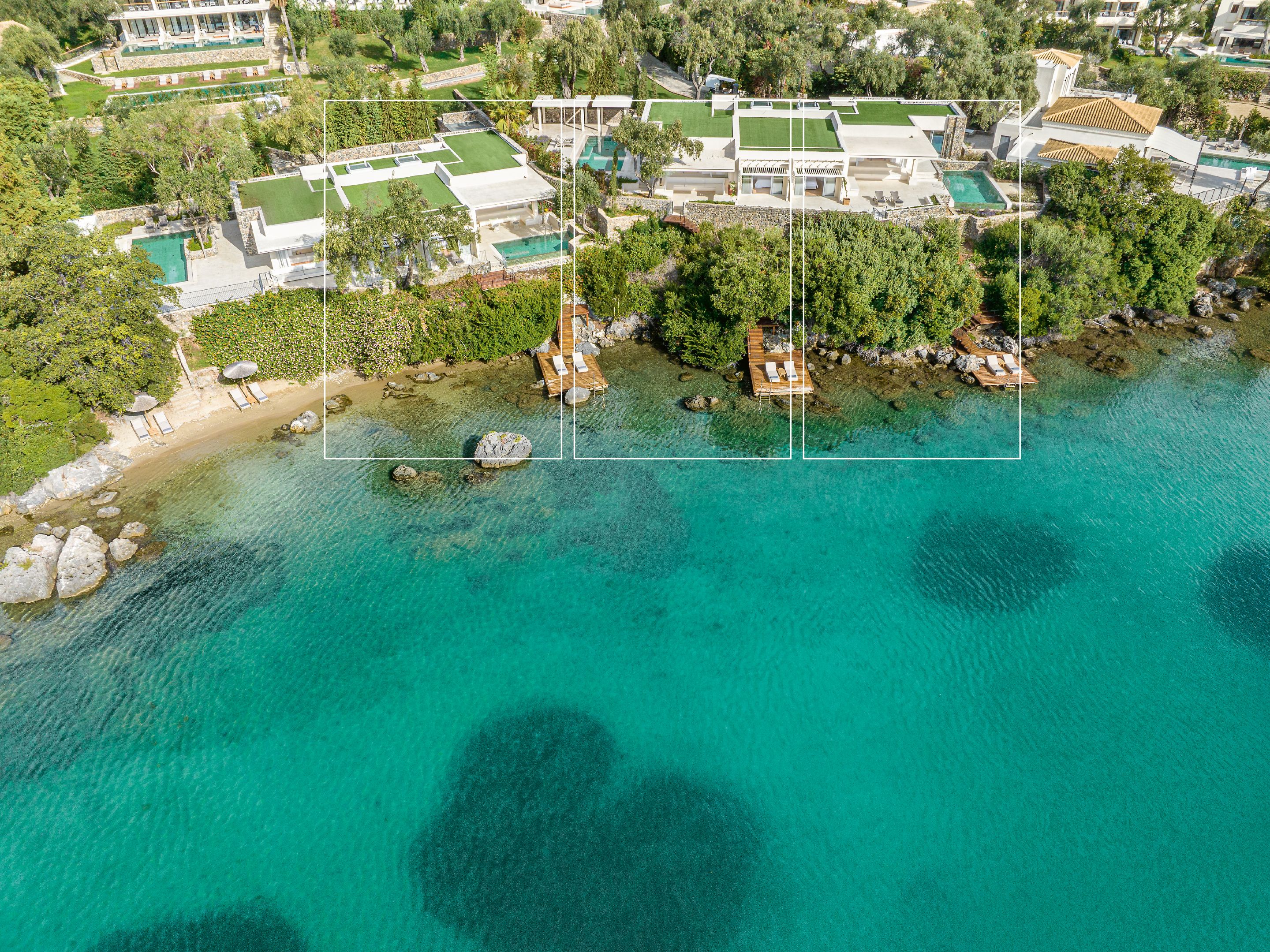 2-BEDROOM VILLA WATERFRONT PRIVATE POOL