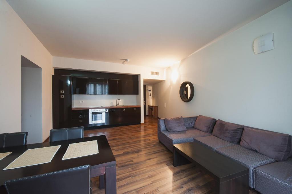 Apartament Business