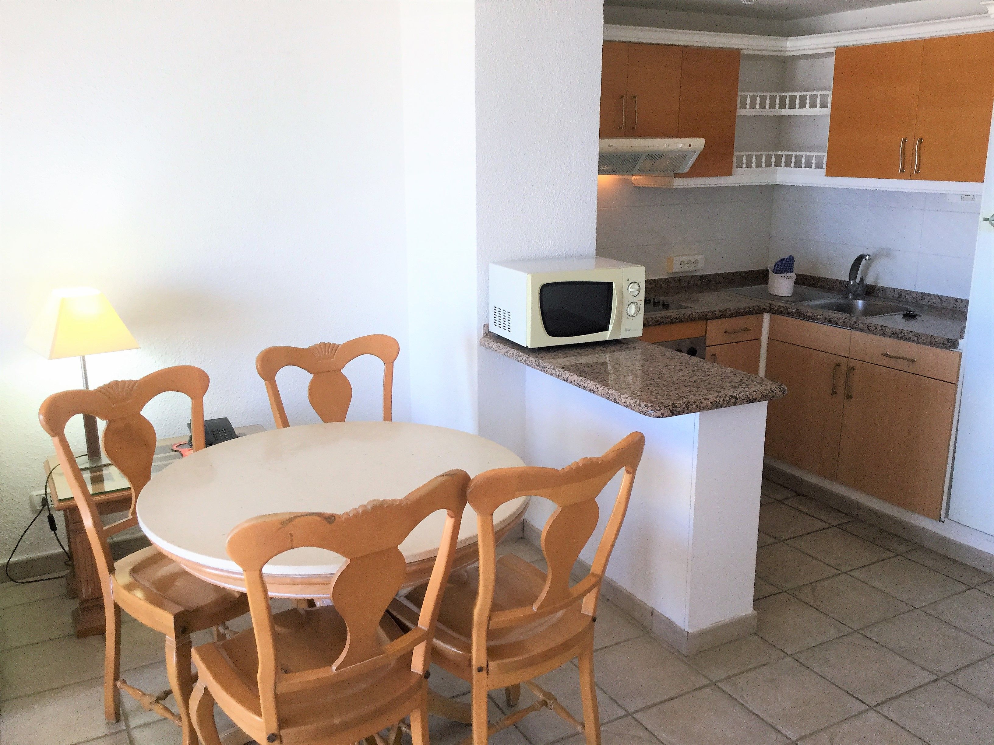 APARTMENT1 BEDROOM BALCONY OR TERRACE