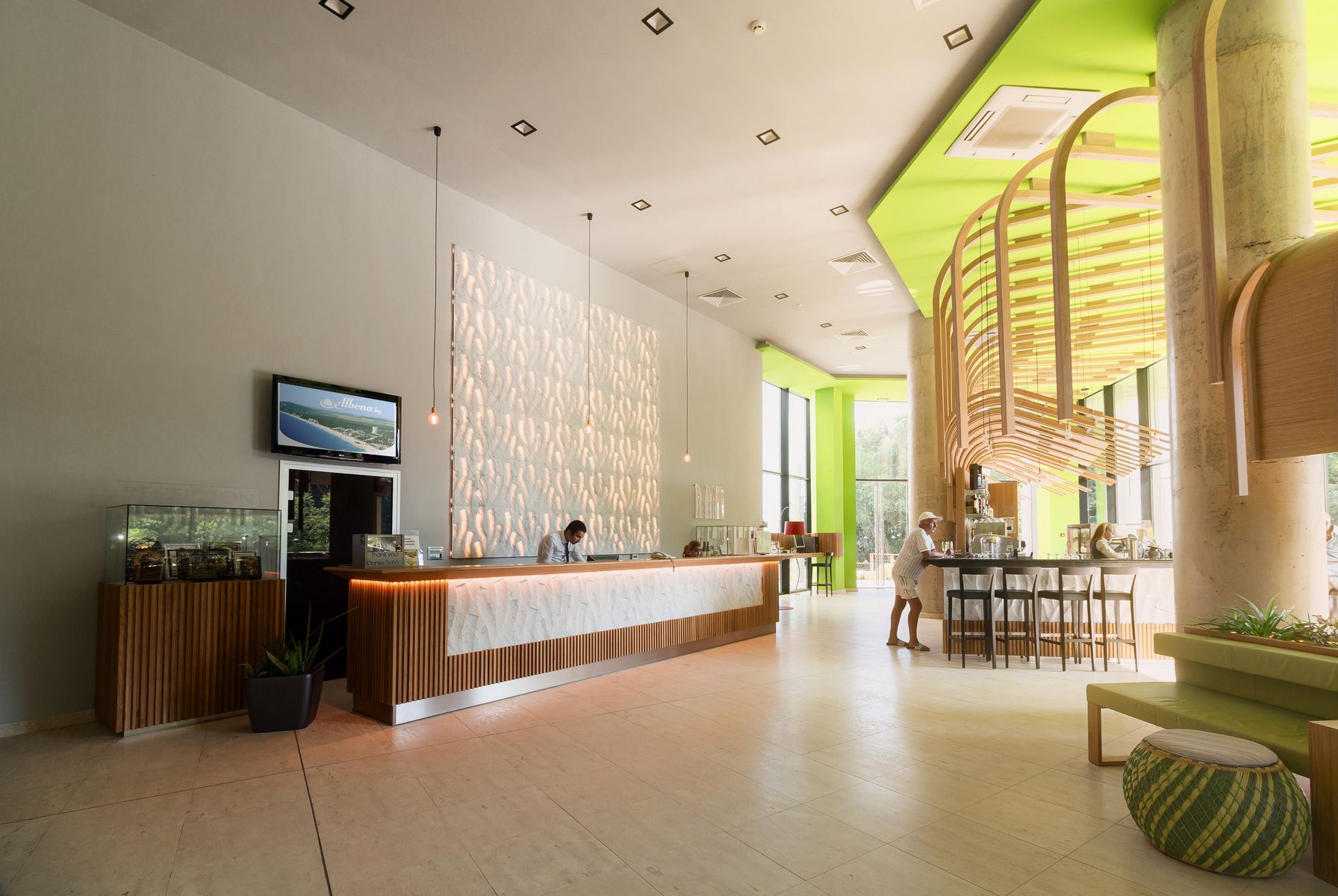 Lobby Bar