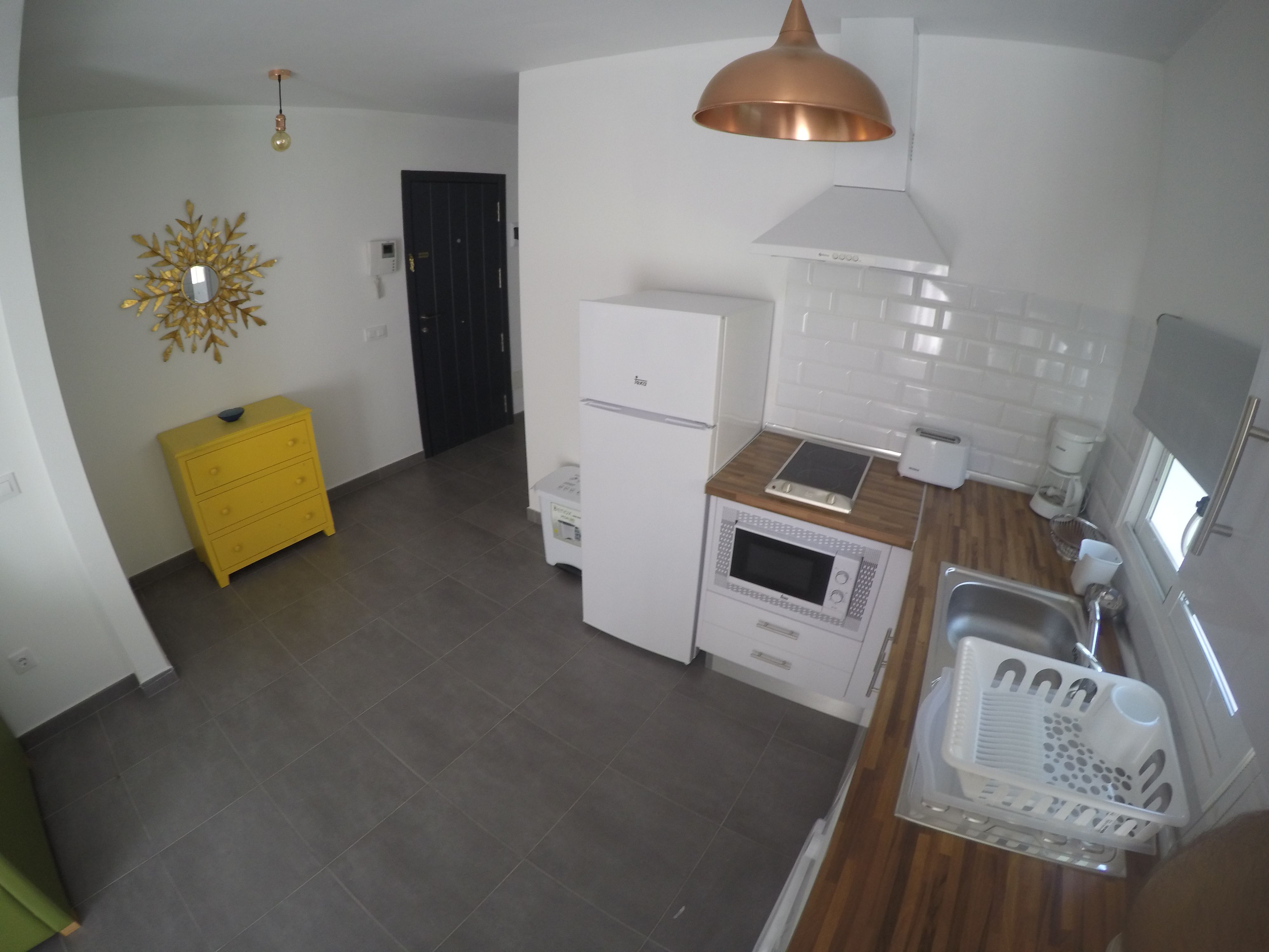APARTMENT WITH TERRACE