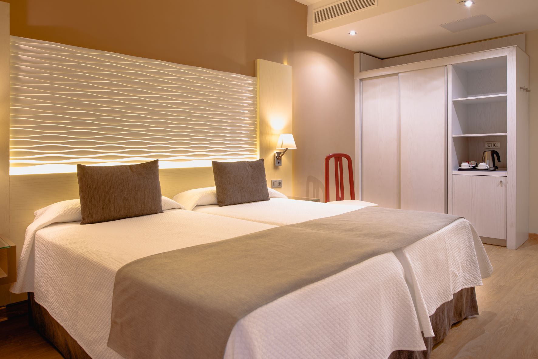 DOUBLE ROOM WITH BALCONY OR TERRACE