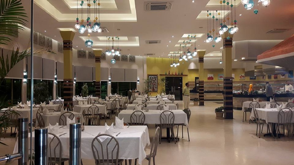 main restaurant 