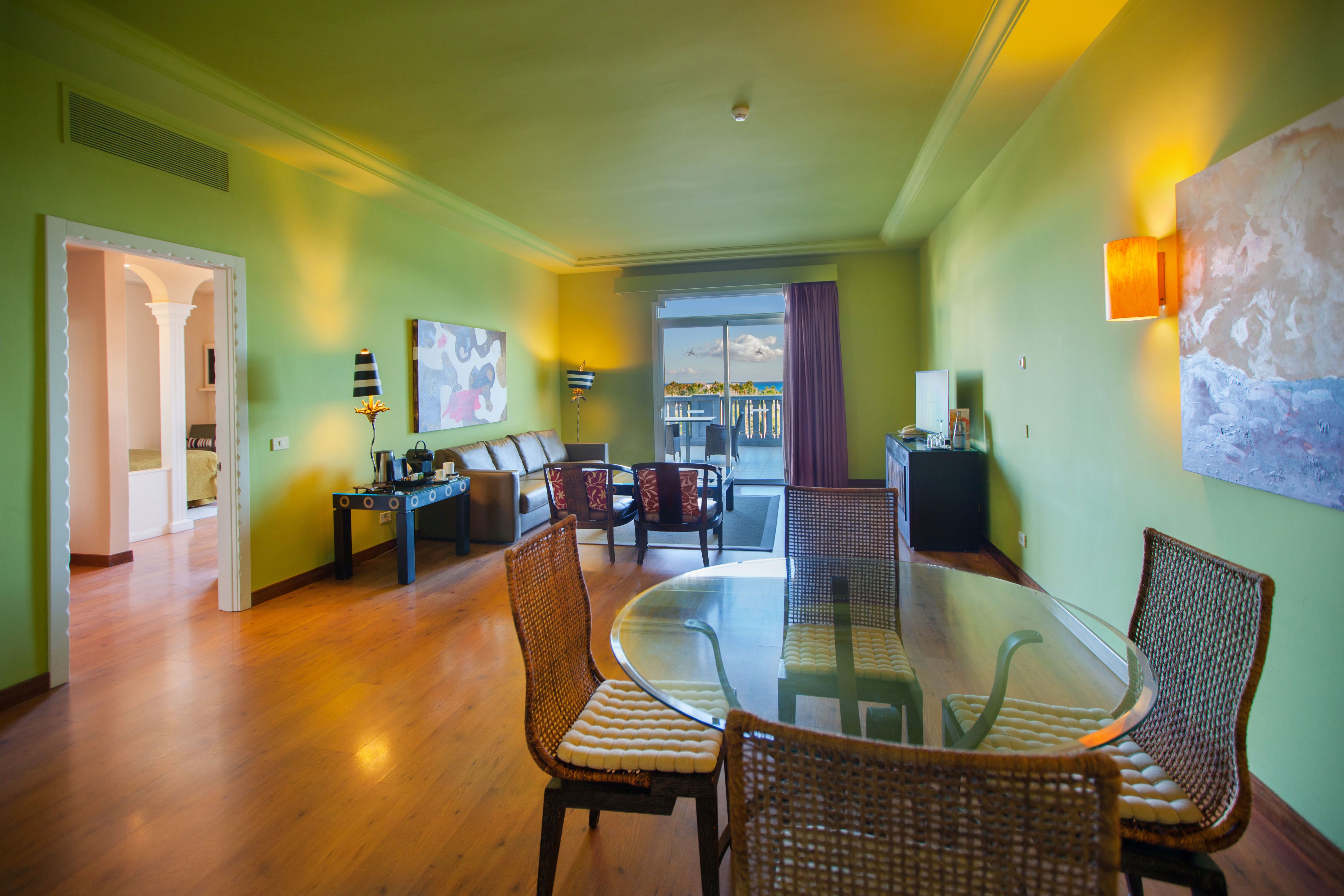 SENIOR SUITE TERRACE UNIQUE