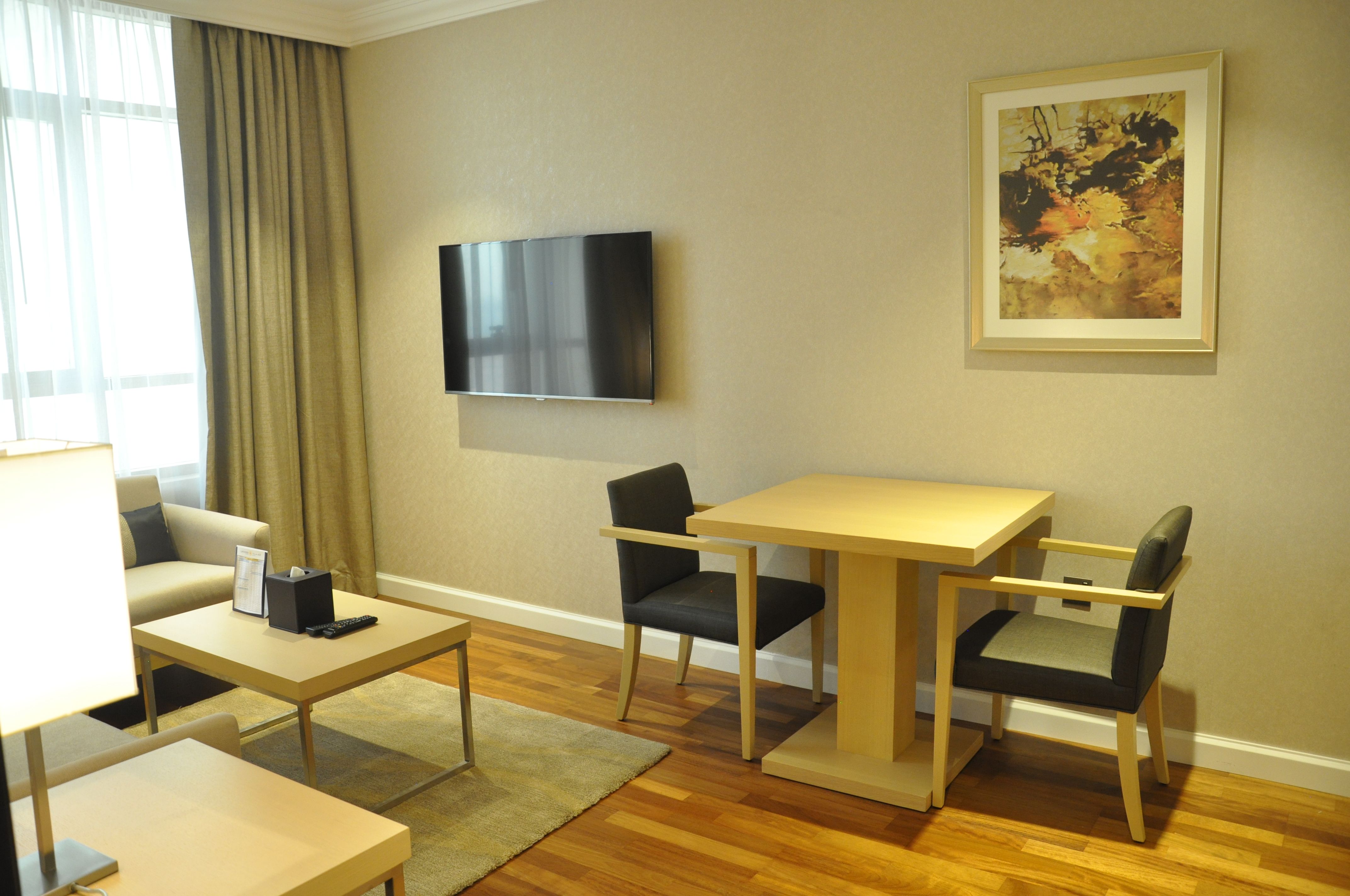 Executive Suite 