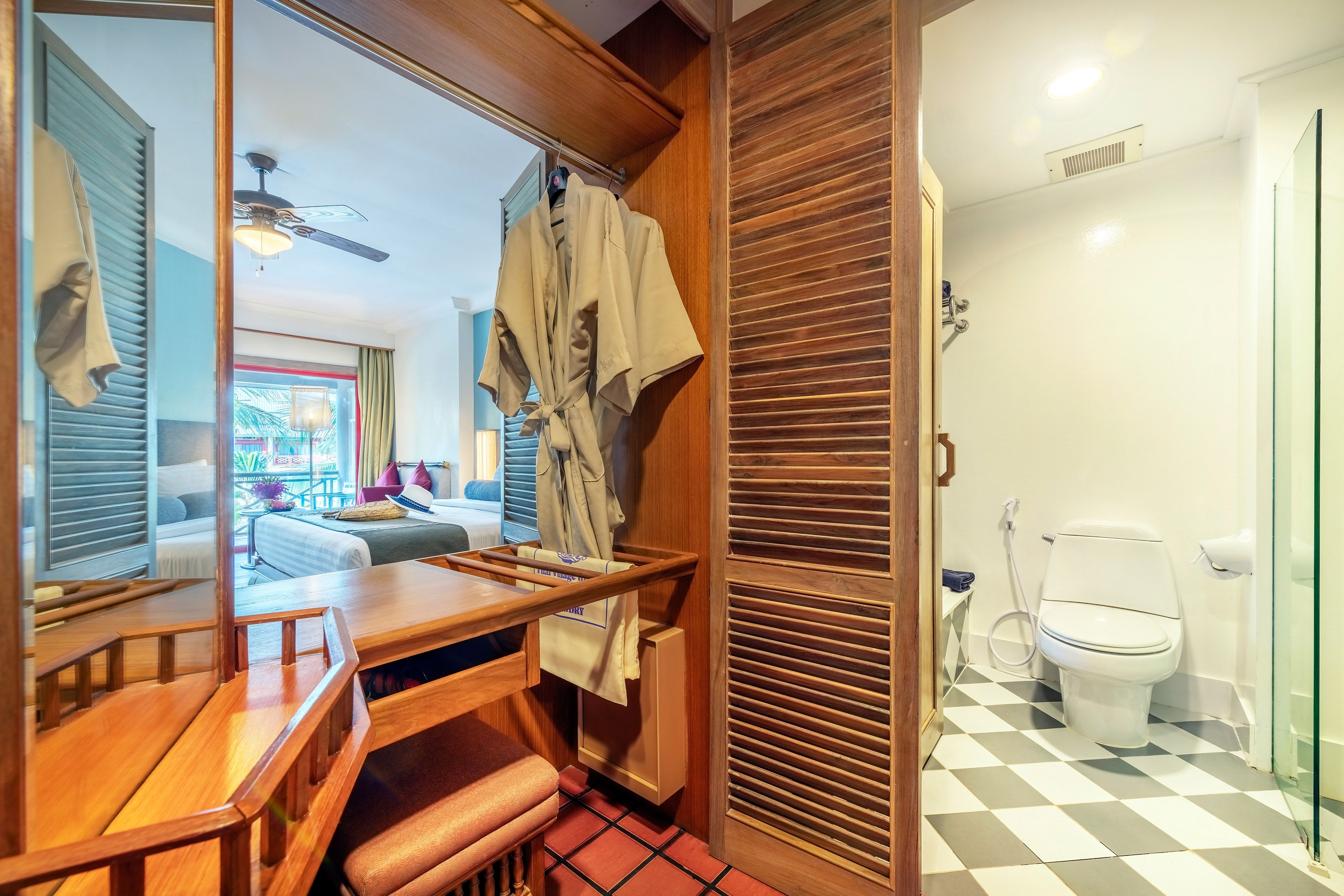 DELUXE ROOM 