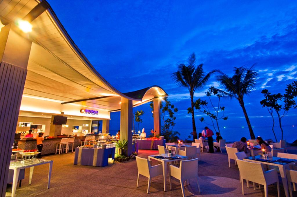 	Beyond Cafe