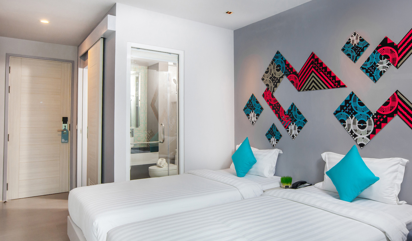 SUPERIOR ROOM