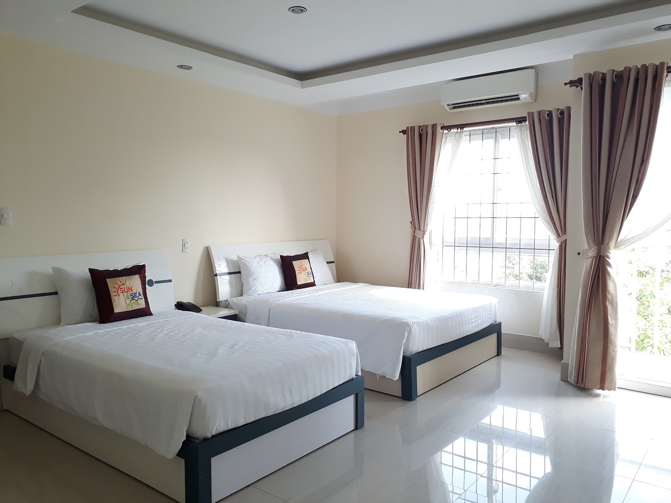 DELUXE TRIPLE ROOM