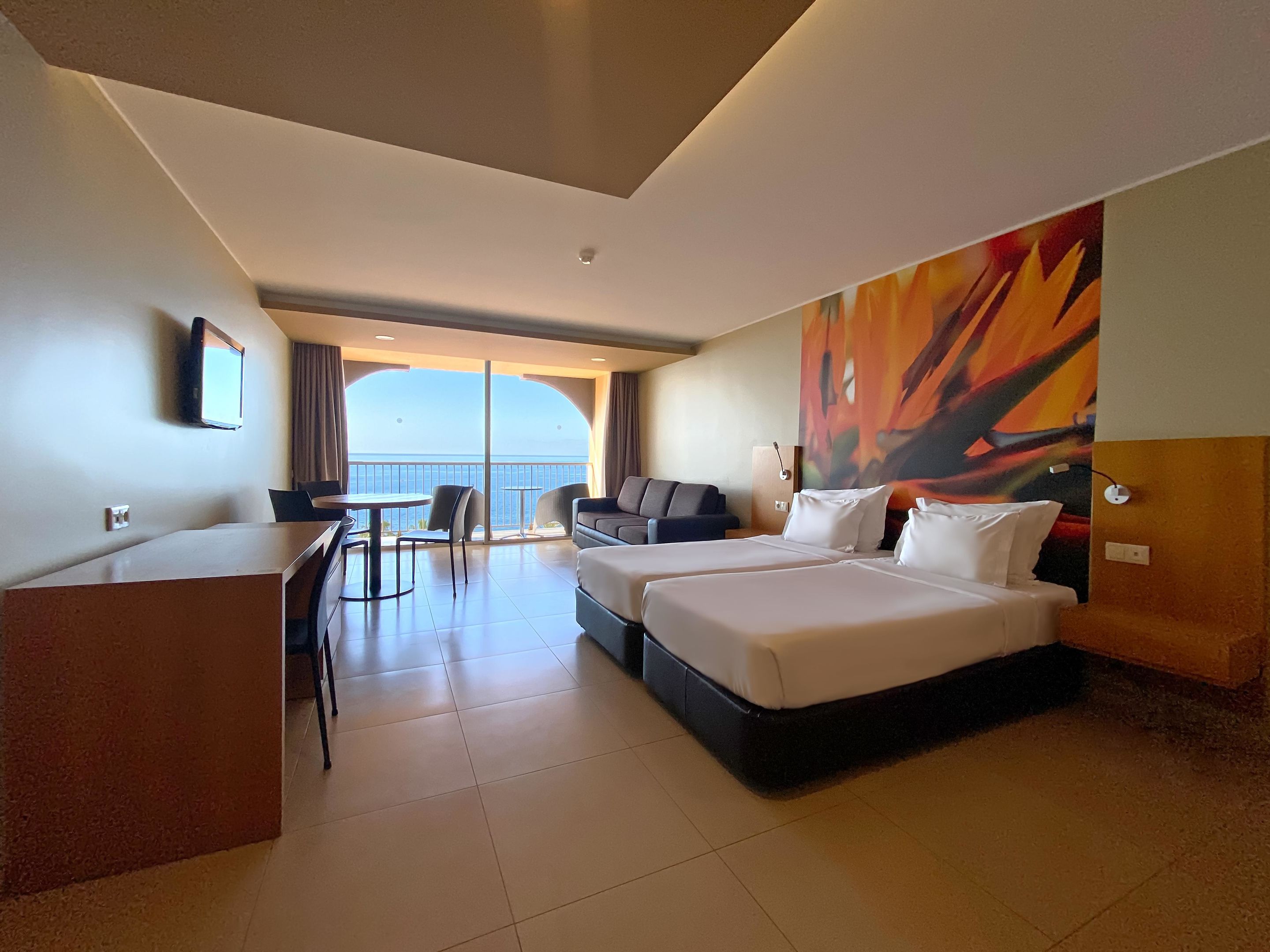  APARTMENT 1 BEDROOM SEA VIEW