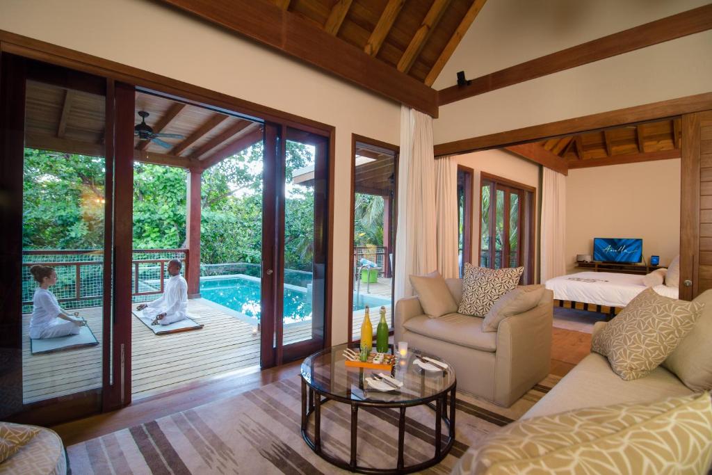 Treetop Pool Villa