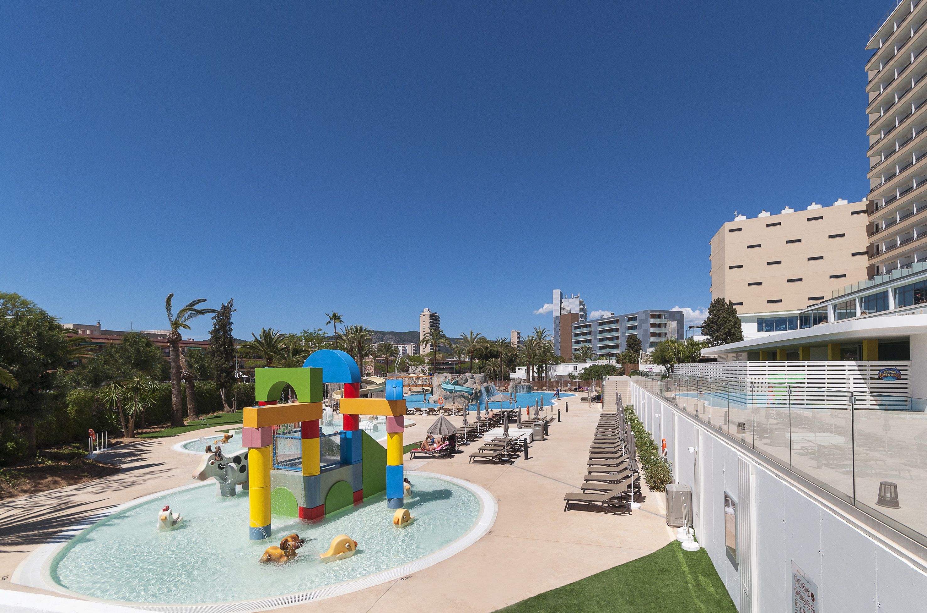 Piscina deschisă