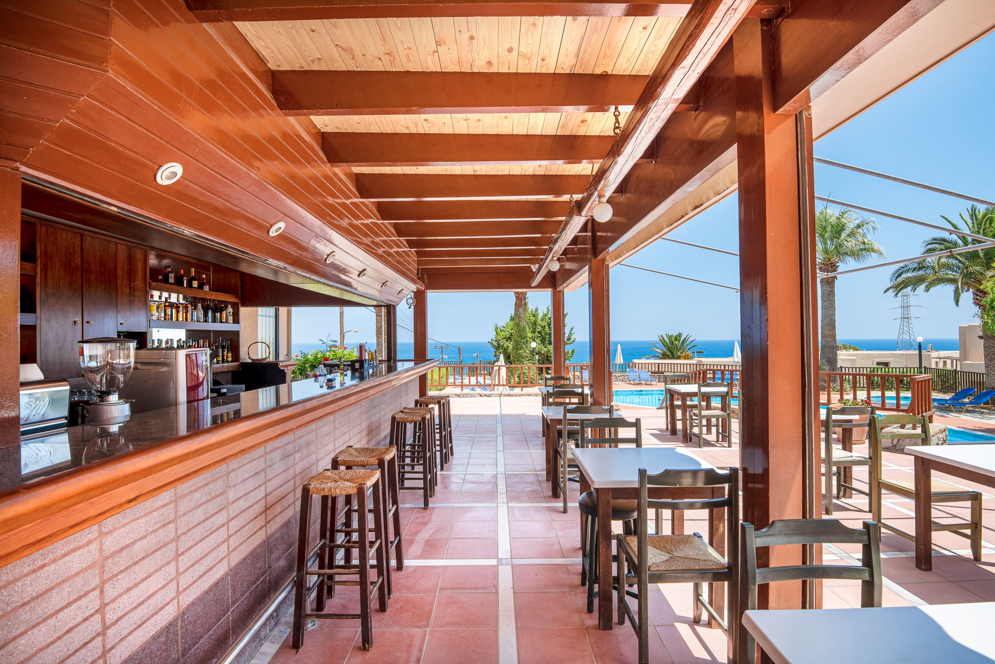 Pool Bar & Snack Bar
