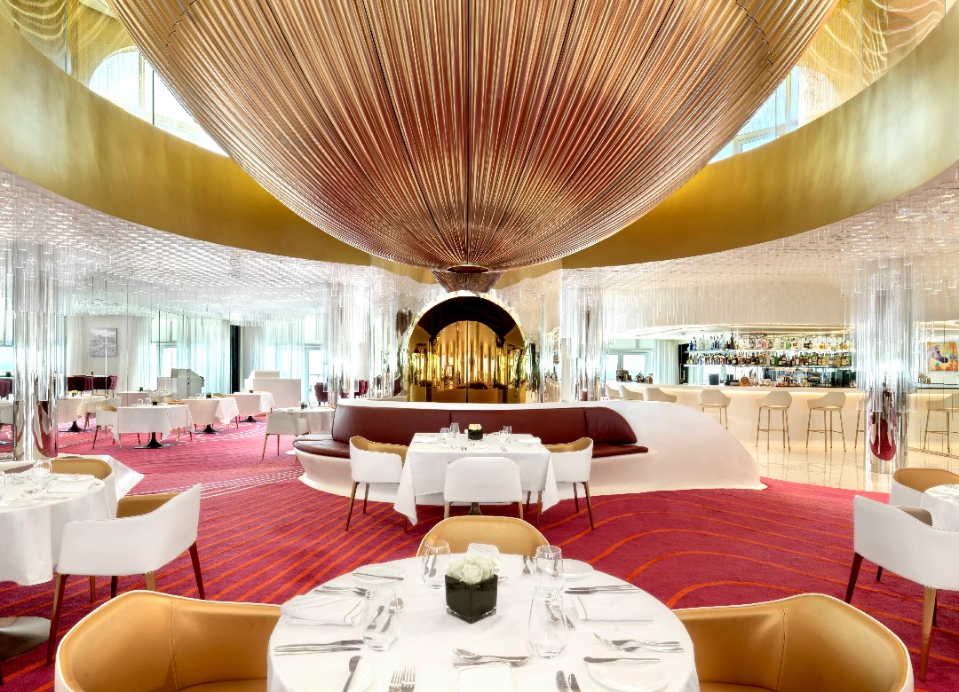 Raffles Club Lounge