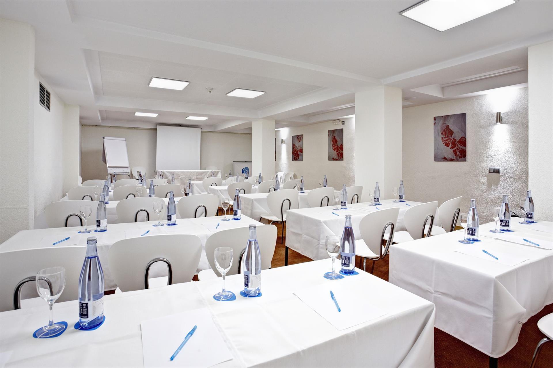 MICE (servicii de organizare de întâlniri, conferințe, alte evenimente)