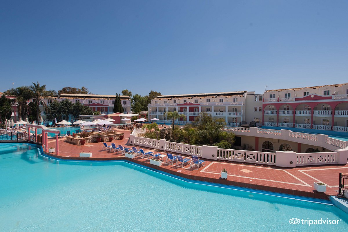 Piscina deschisă