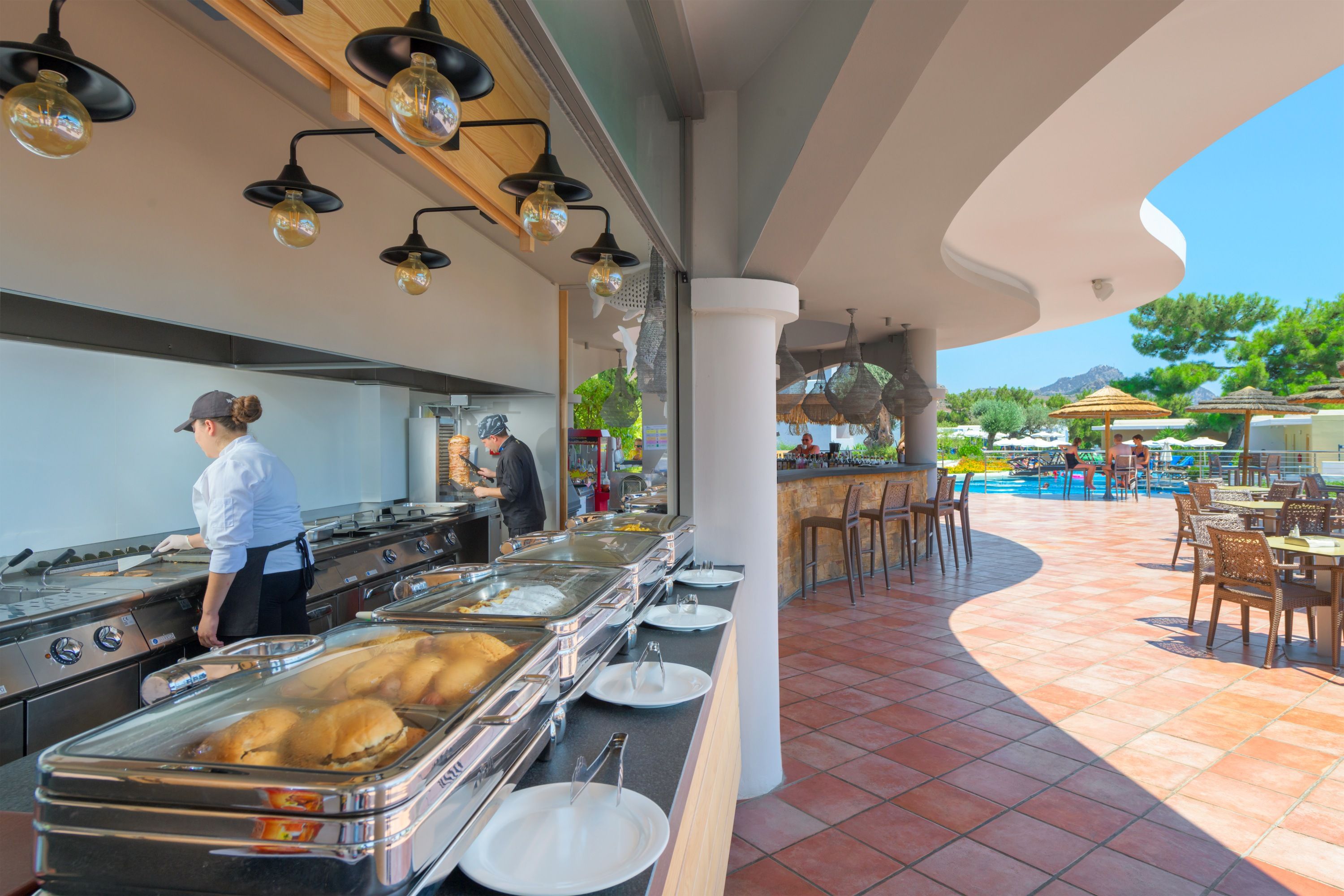 POOL SNACK BAR