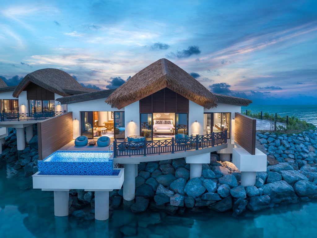 Peninsula Sea Pool Villa 