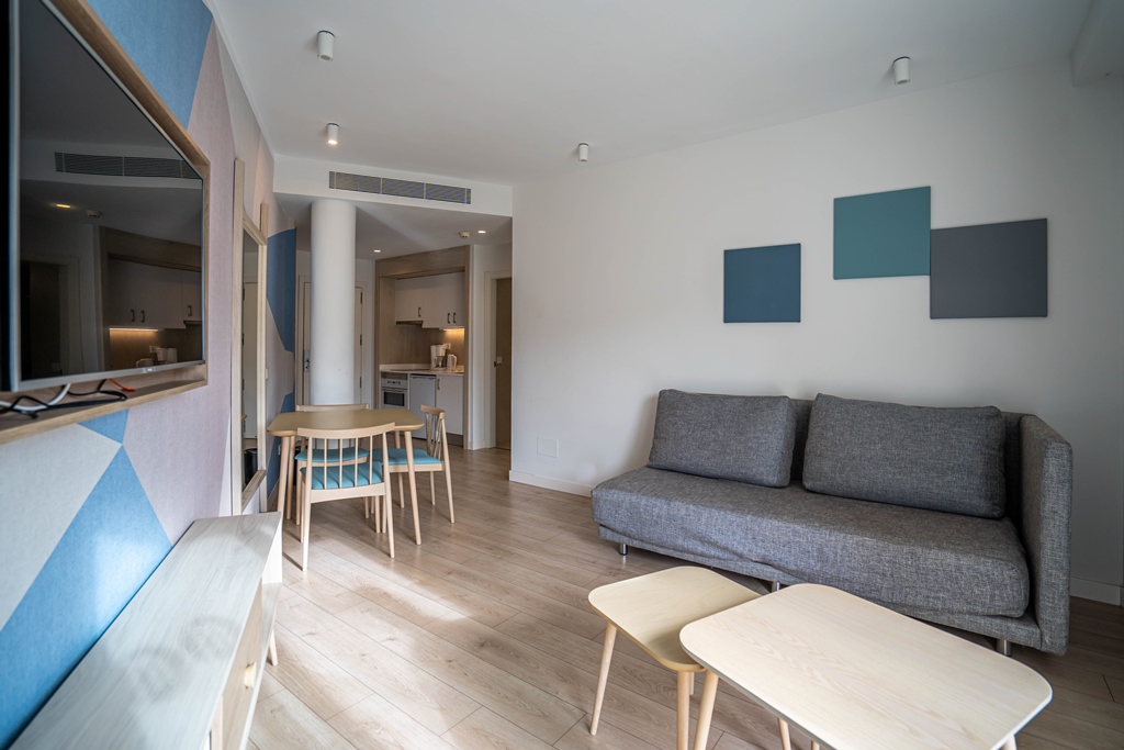 APARTMENT 1 BEDROOM