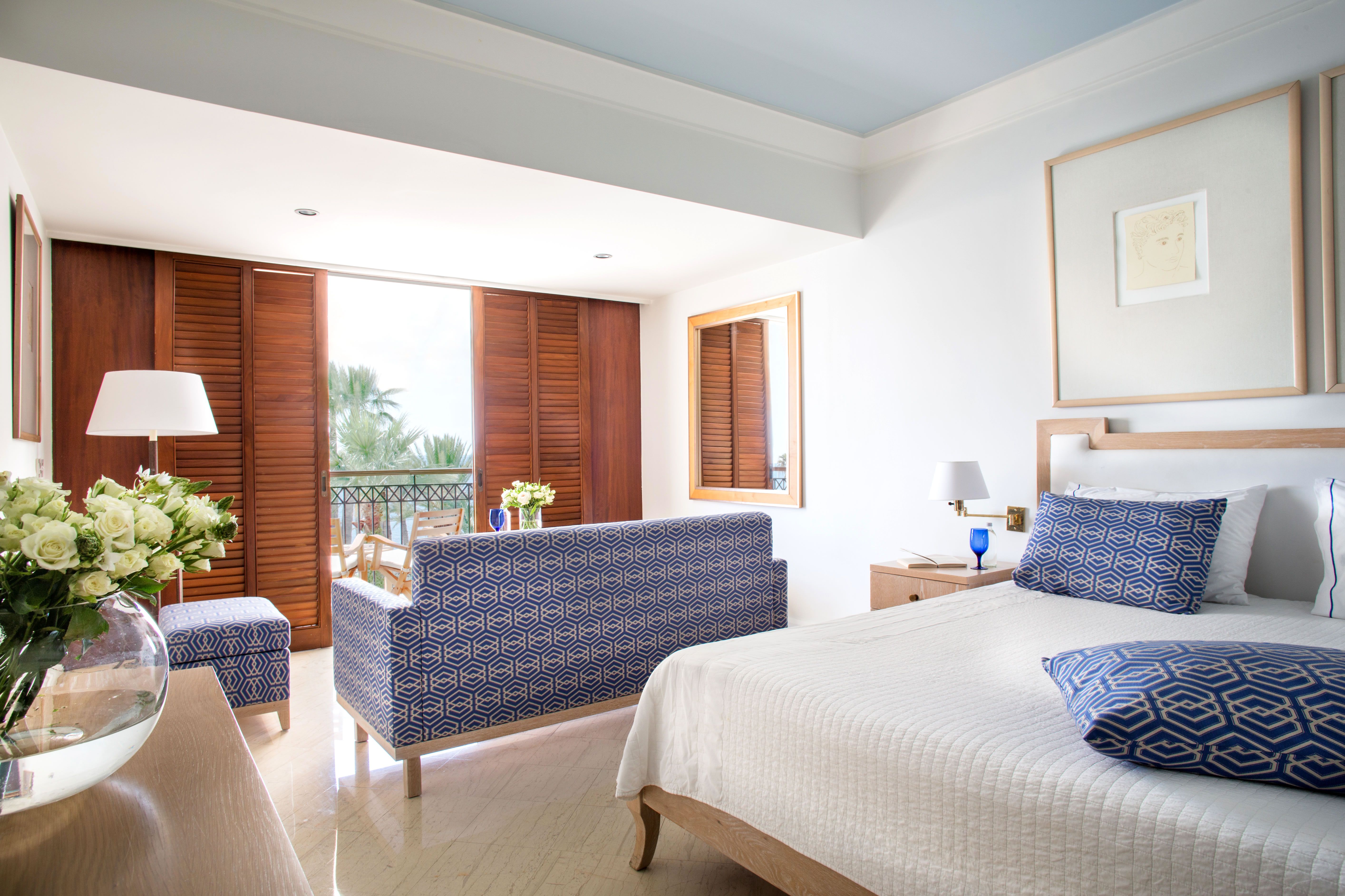 Twin Deluxe Room (SeaView)
