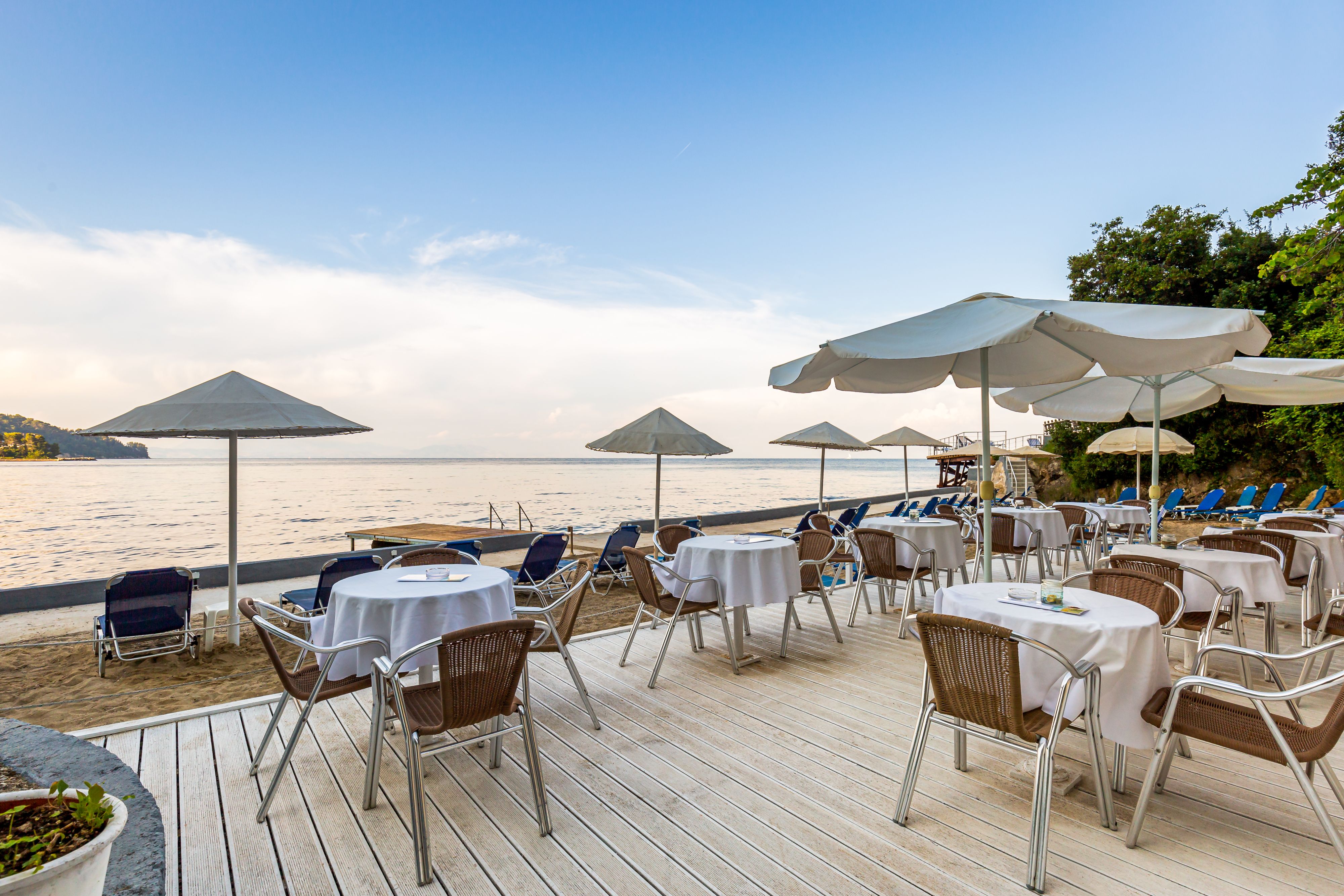 Beach bar LA MER