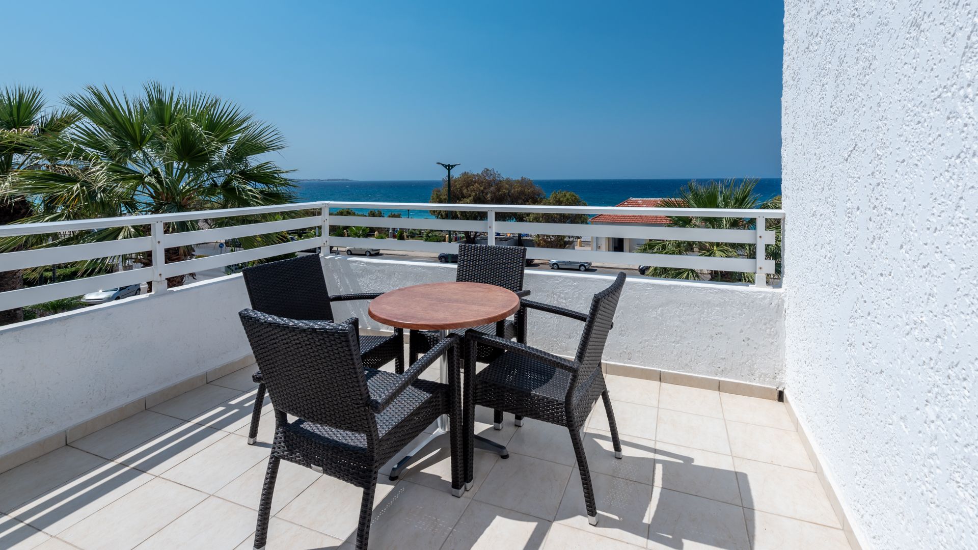 FAMILY ROOM SEA VIEW