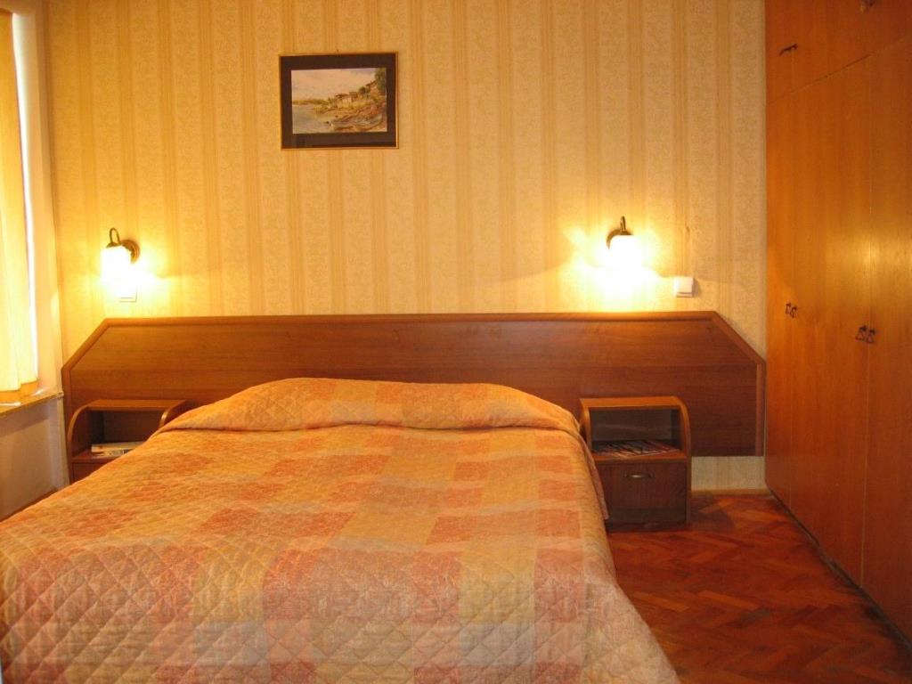 Twin Standard Room (Balcony) 