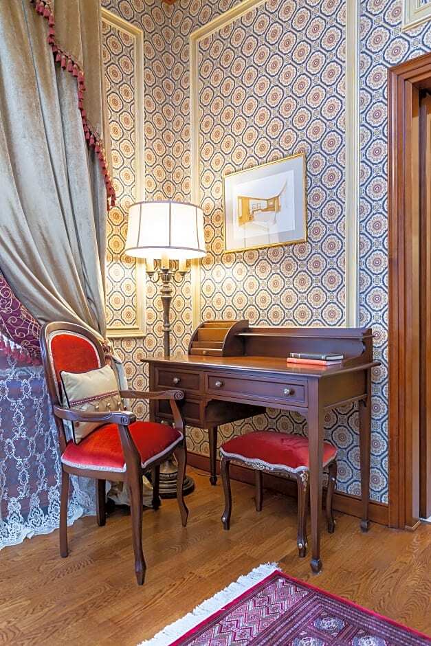 VIP room 