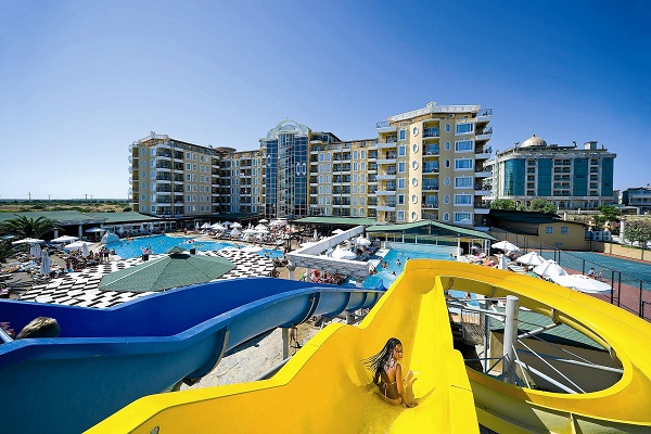 slide_at_the_Didim_Beach_Resort.JPG