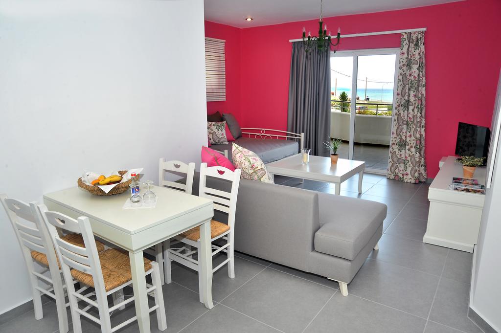 ONE BEDROOM SUITE SEA VIEW 