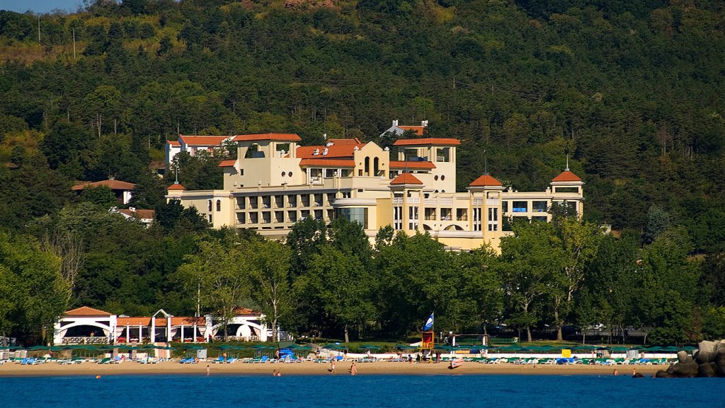 Clădirea principala