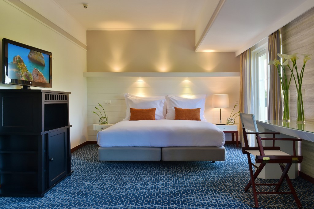 DS - SUPERIOR ROOM