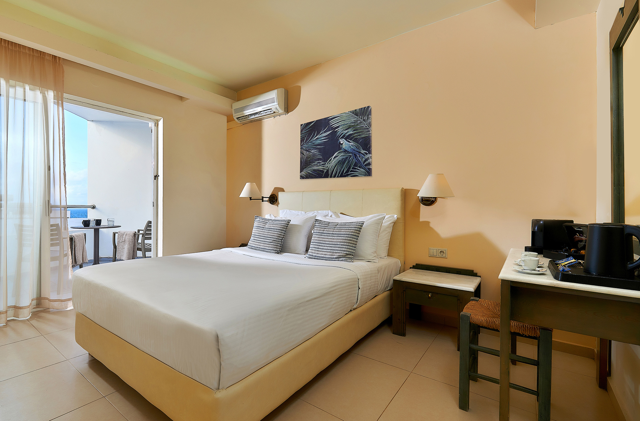 DOUBLE PLUS SEA VIEW