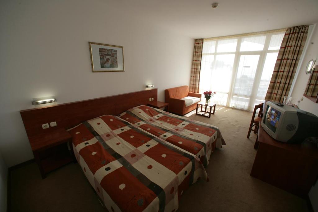Twin Standard Room 
