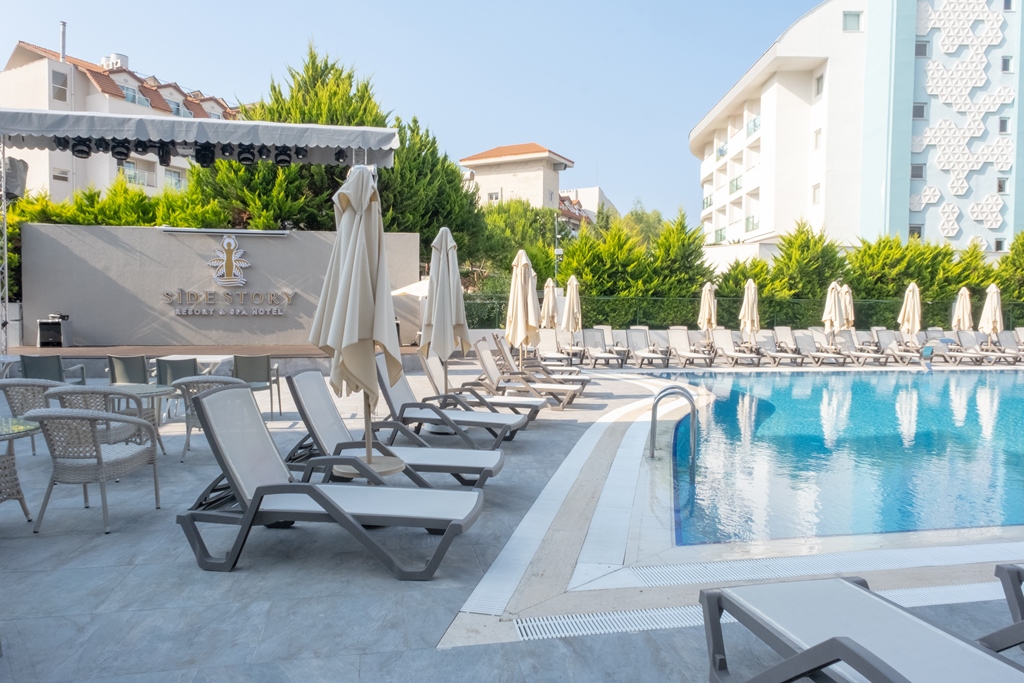 Piscina deschisă