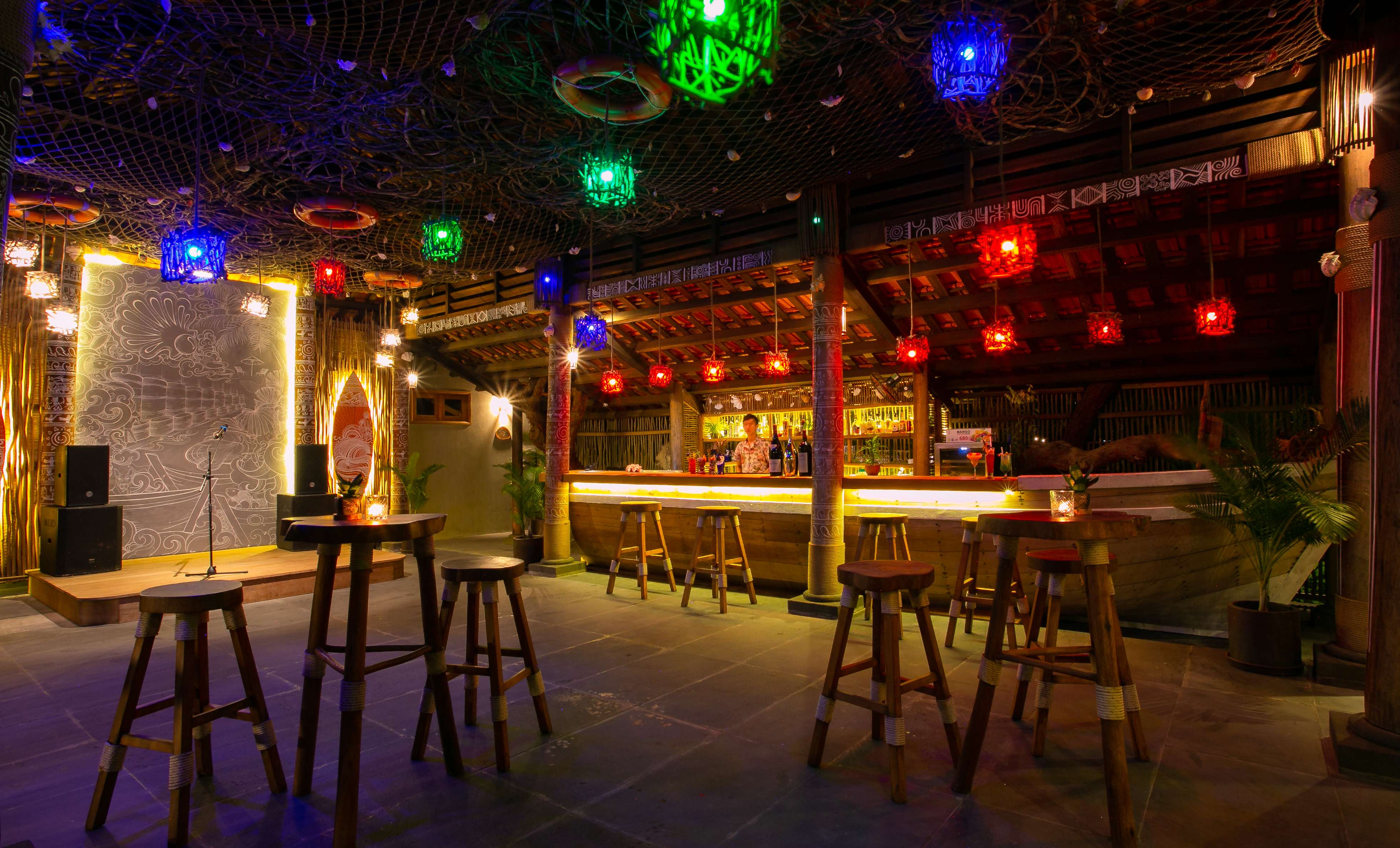 Coral Bay Lounge