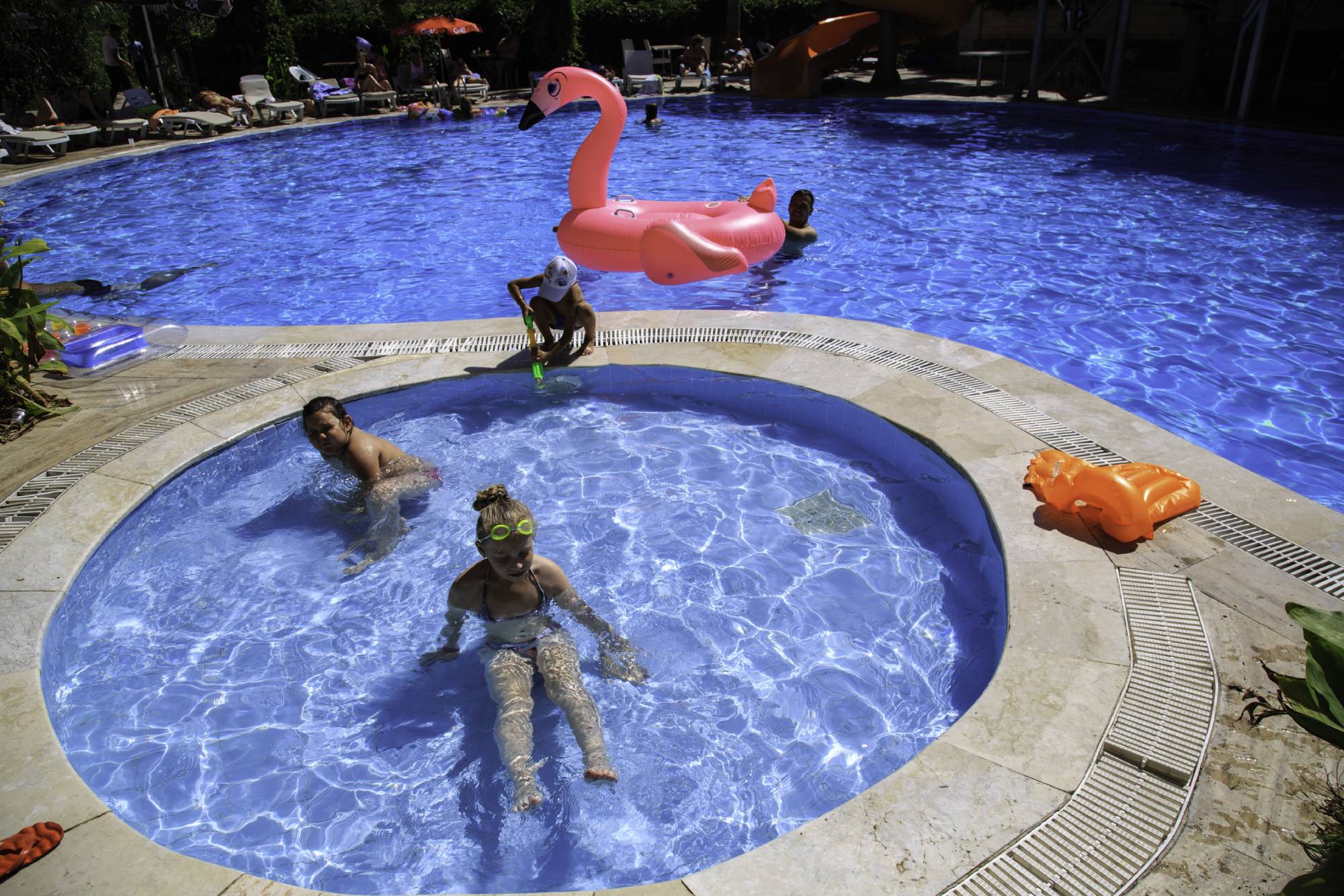 Piscina exterioara pentru copii