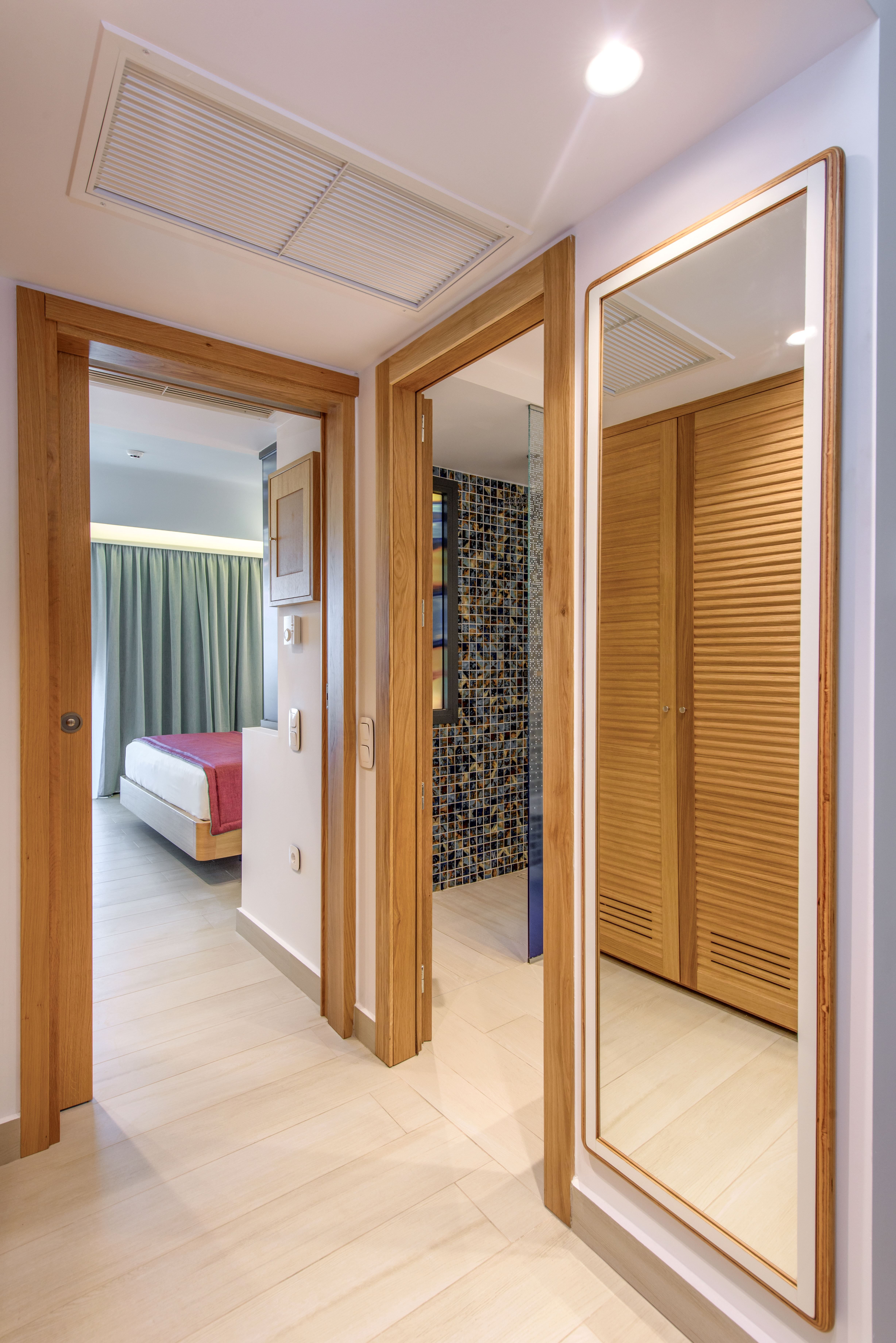 Superior Exclusive Room with Individual Pool, Pool or Sea View 