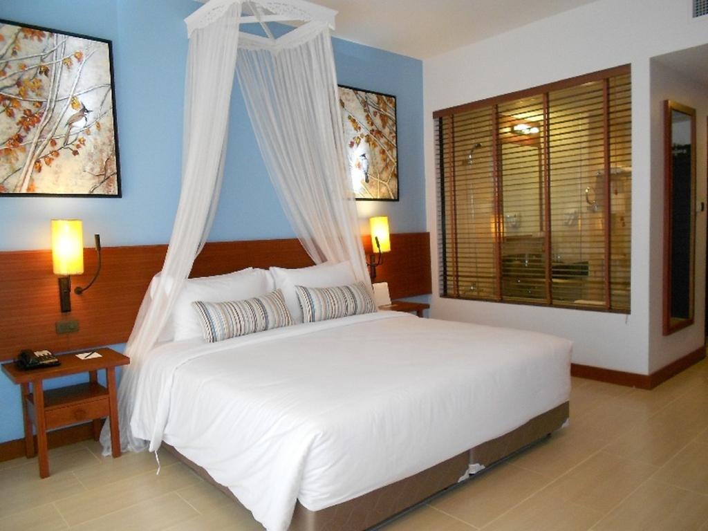 Premier Room