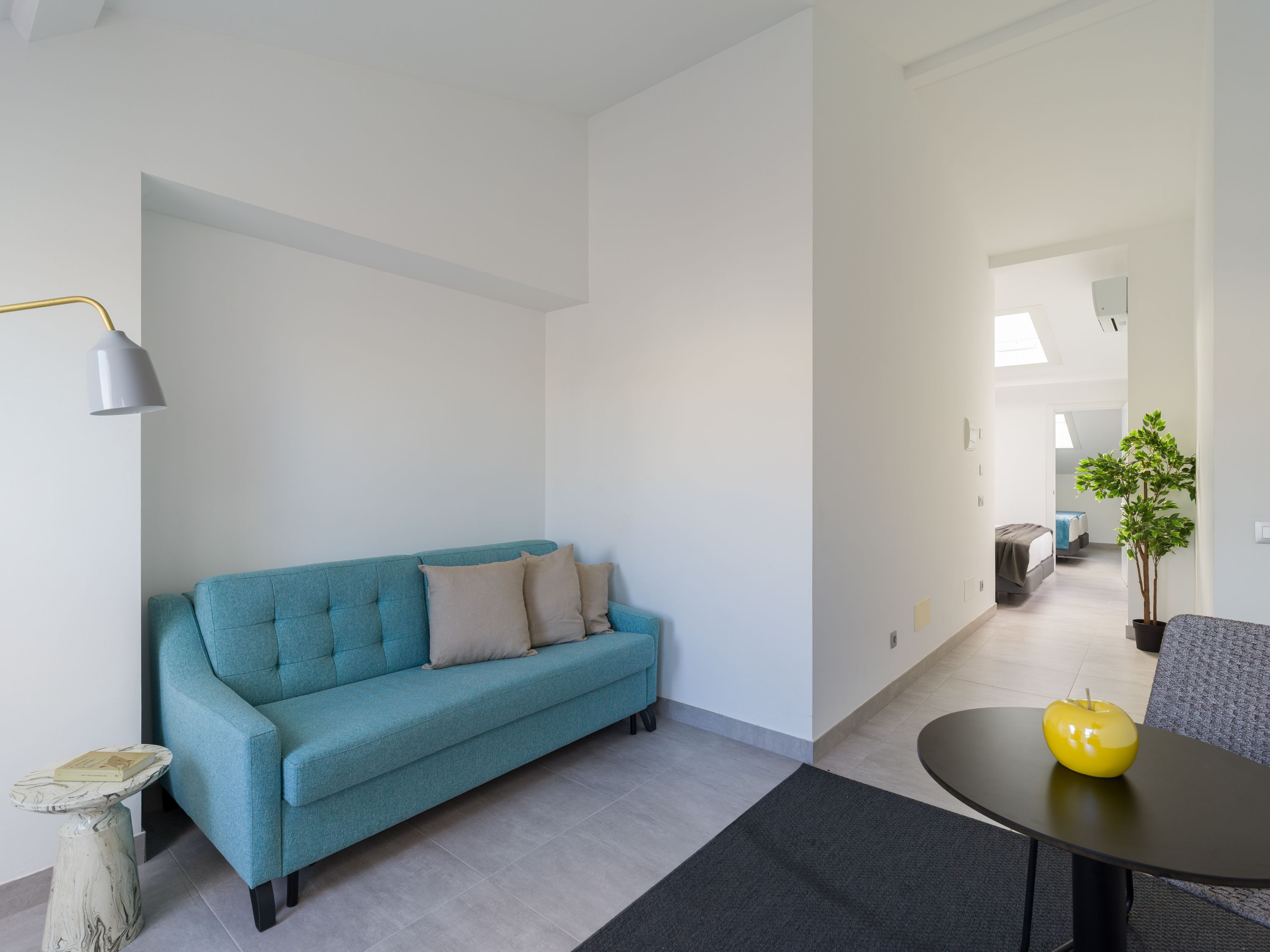 DUPLEX