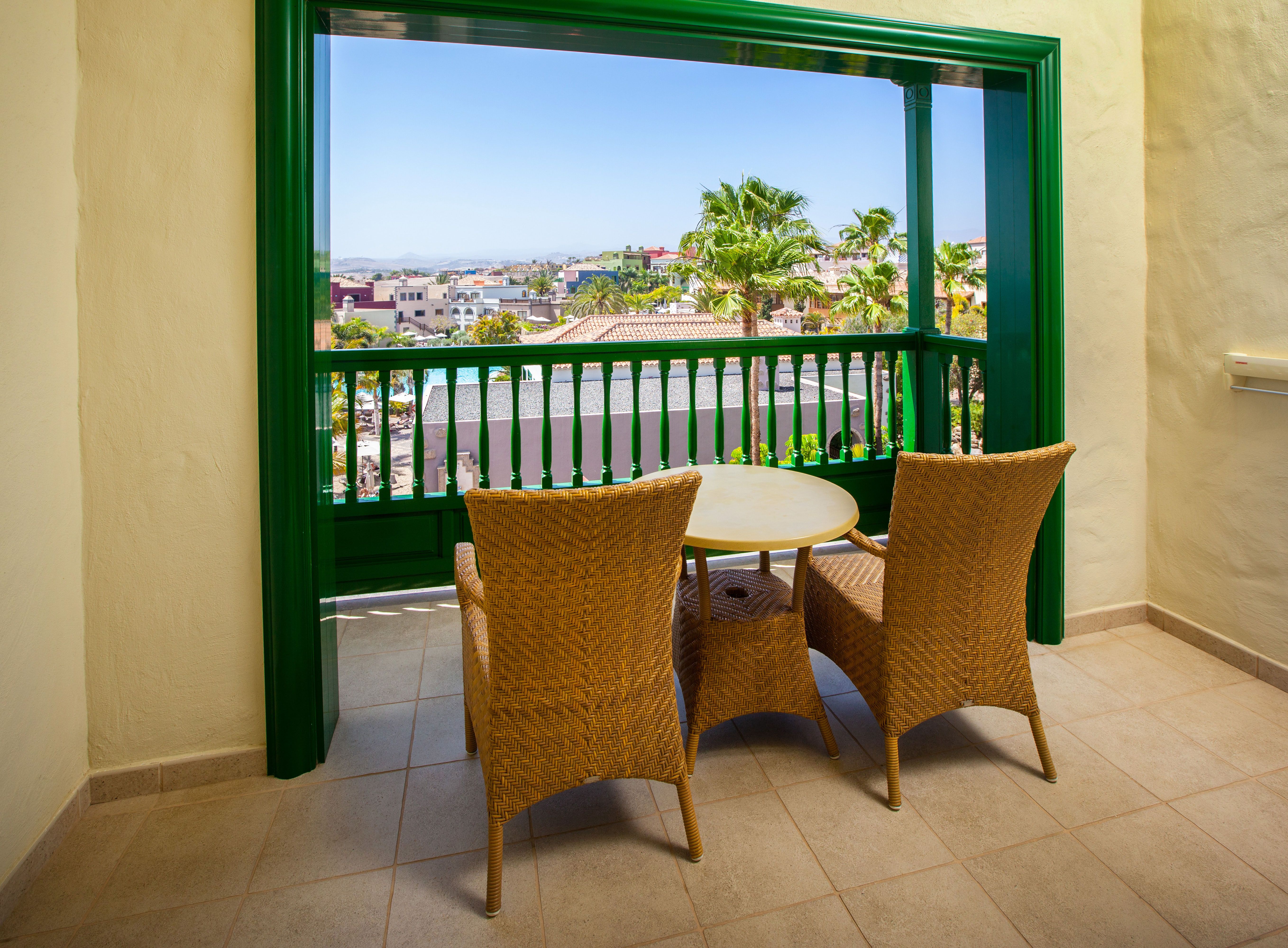 DOUBLE STANDARD SEA VIEW BALCONY