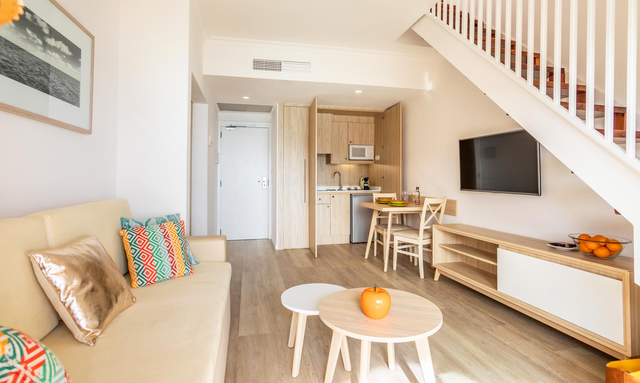 APT 1 BEDROOM ROYAL TERRACE SEA VIEW