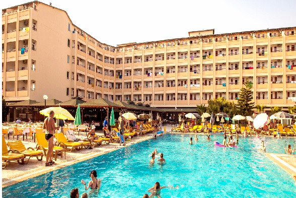 Alanya, Hotel Eftalia Resort, exetrior, piscina, hotel, sezlonguri.jpg