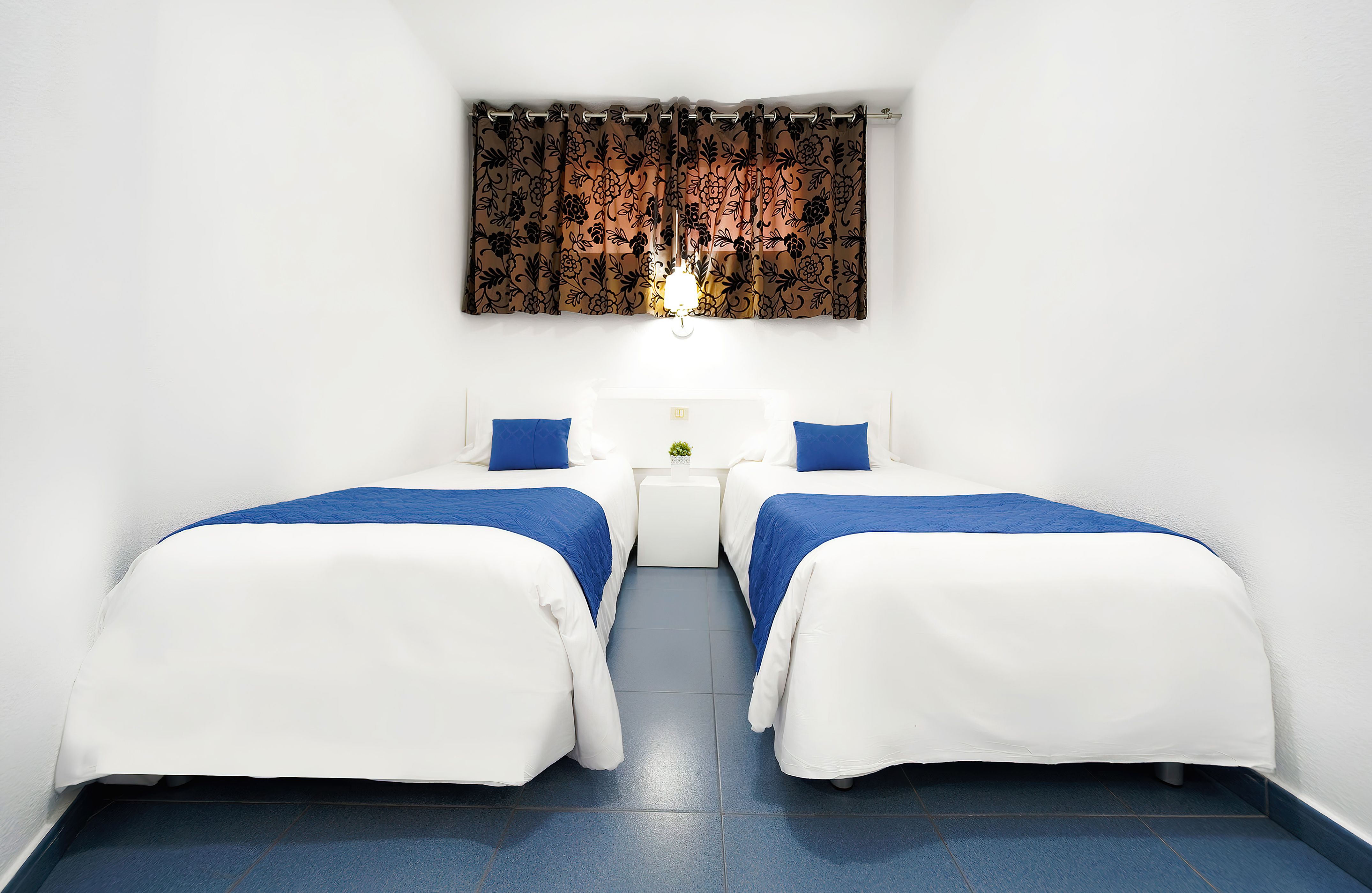 APARTMENT ONE BEDROOM BALCONY OR TERRACE