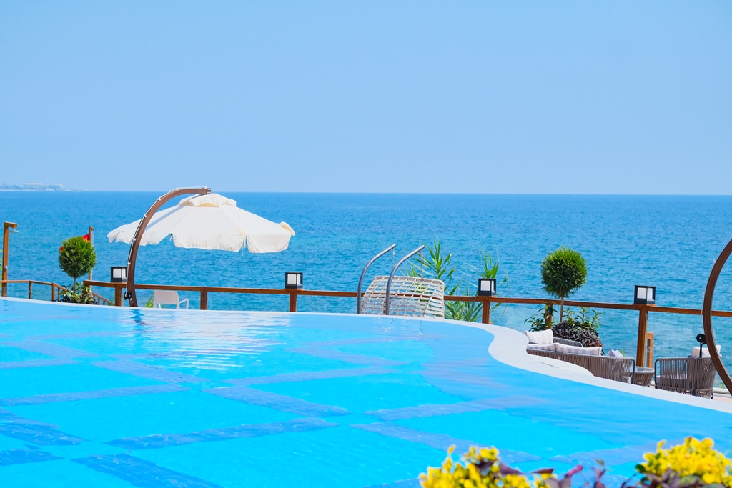 Piscina deschisă