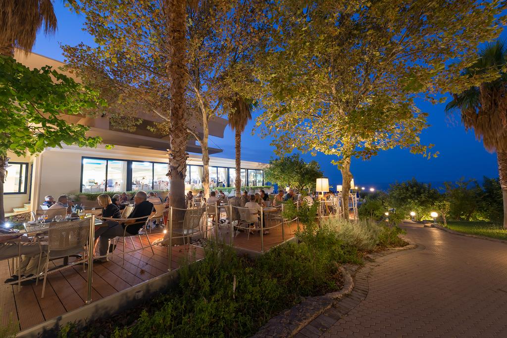 Minos Main Restaurant