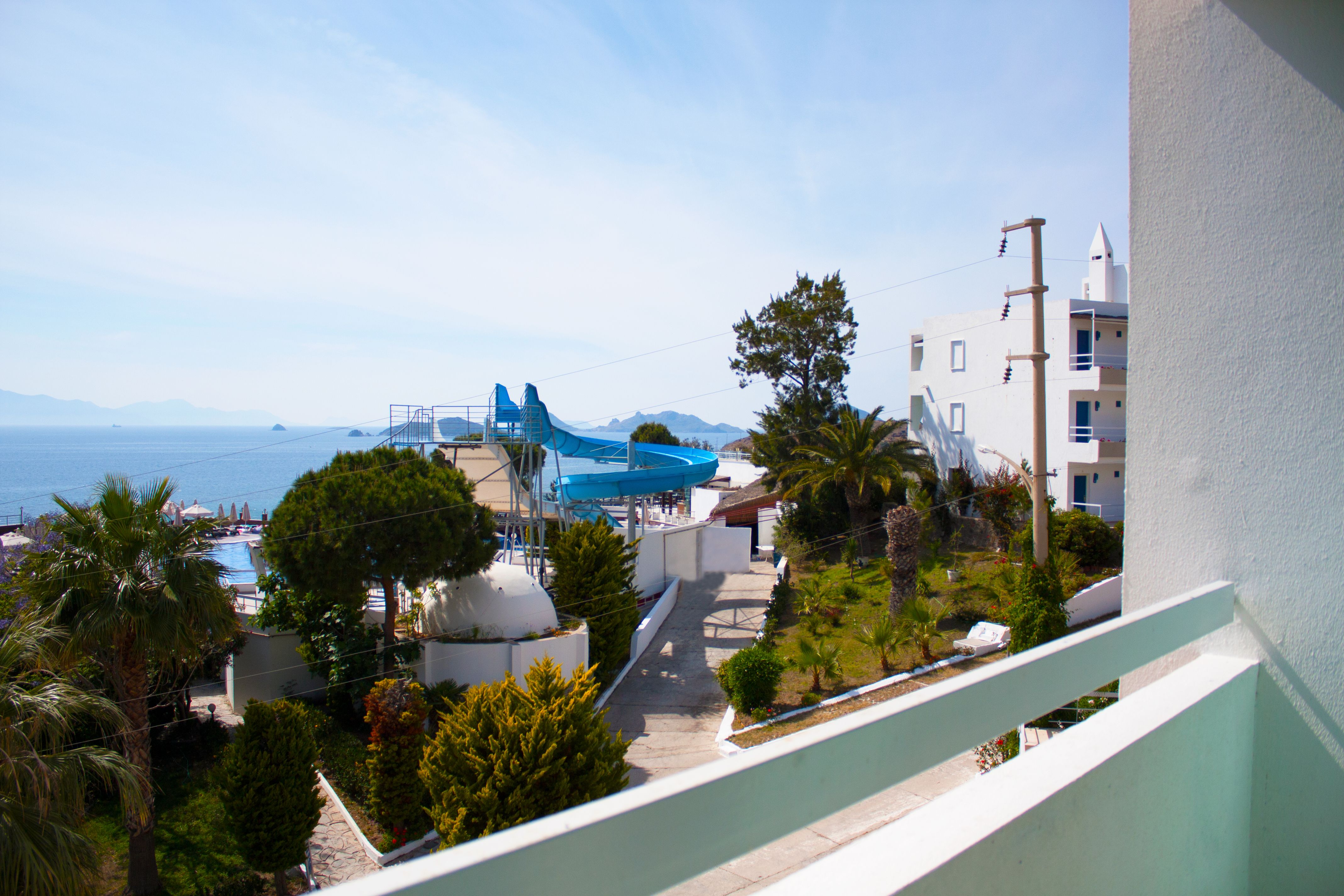 CLUB ROOM SEA VIEW