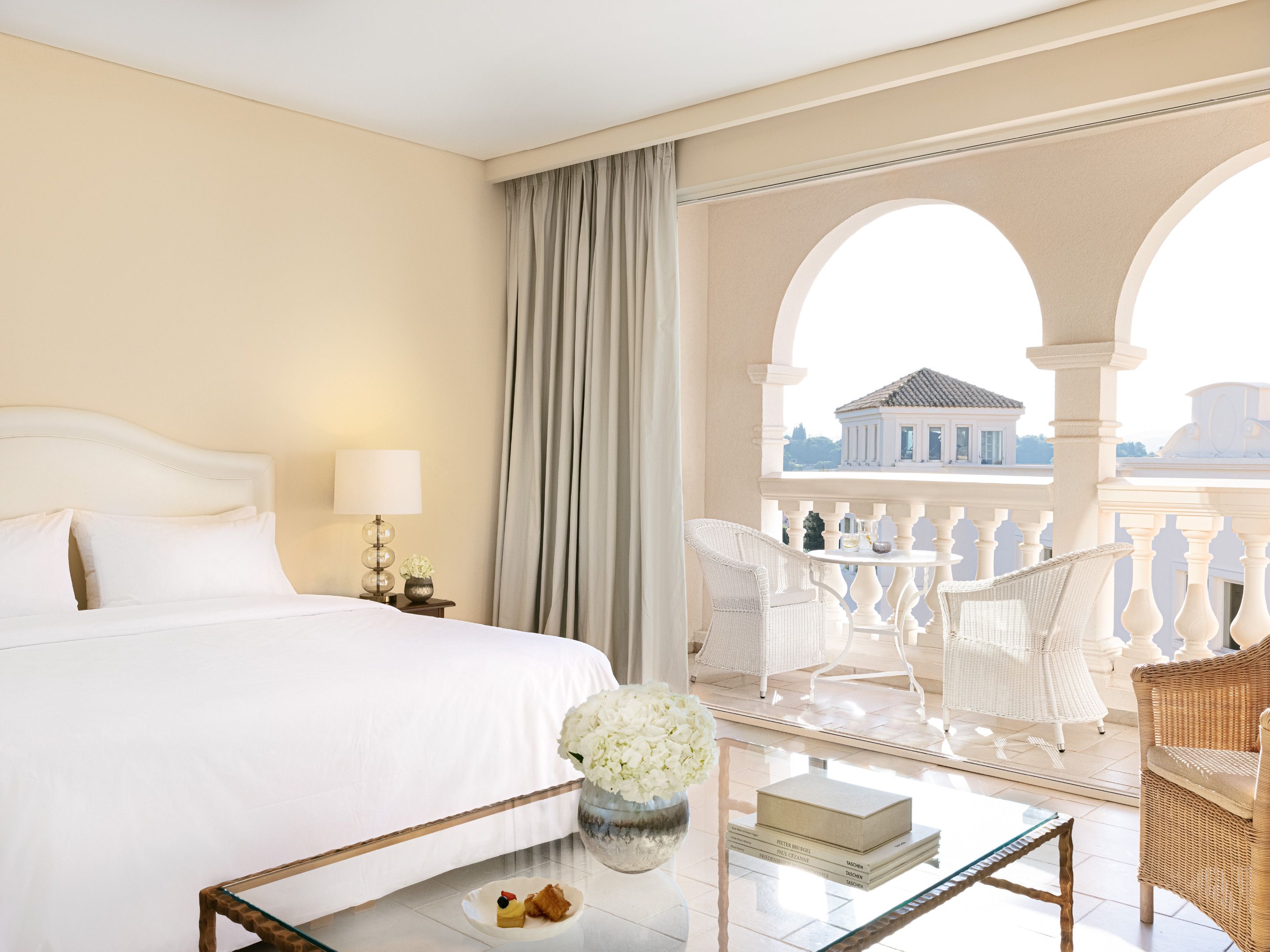 DOUBLE GUESTROOM LANDSCAPE VIEW 