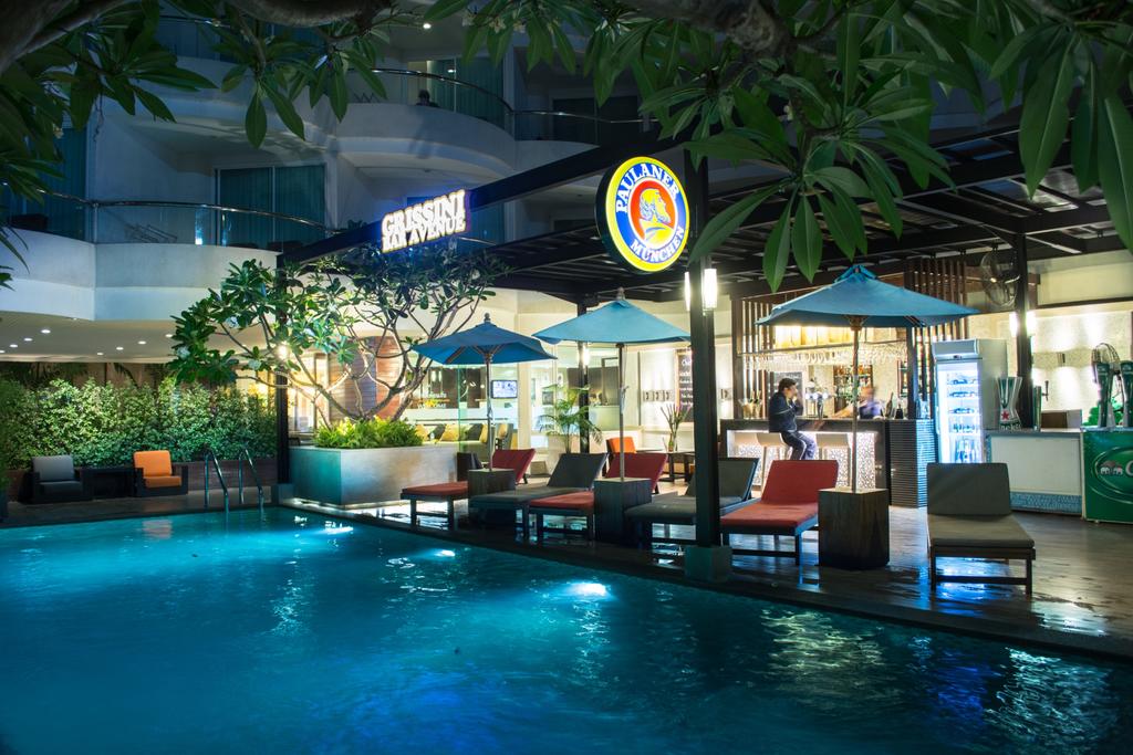 Piscina deschisă