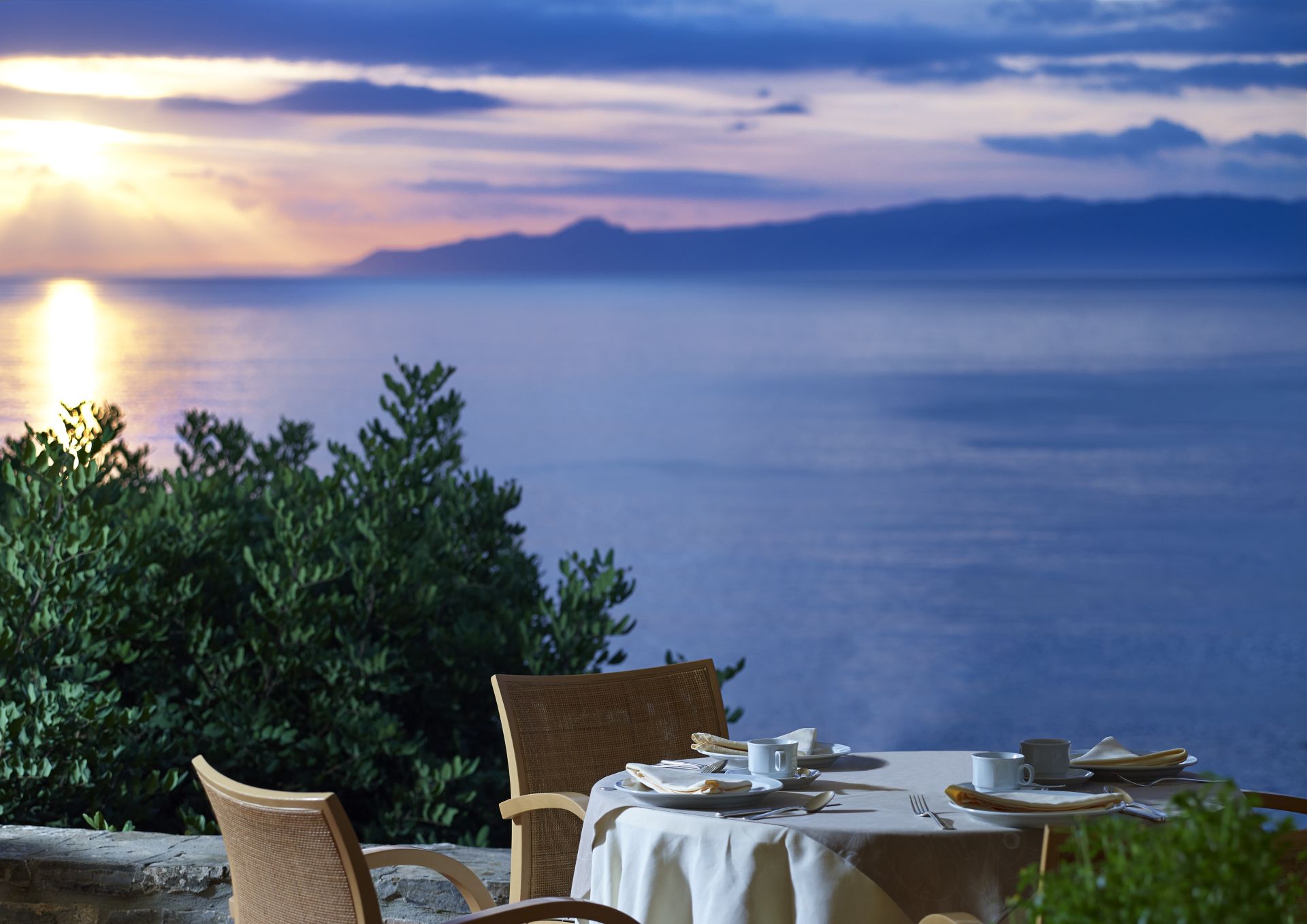 Deck Restaurant 